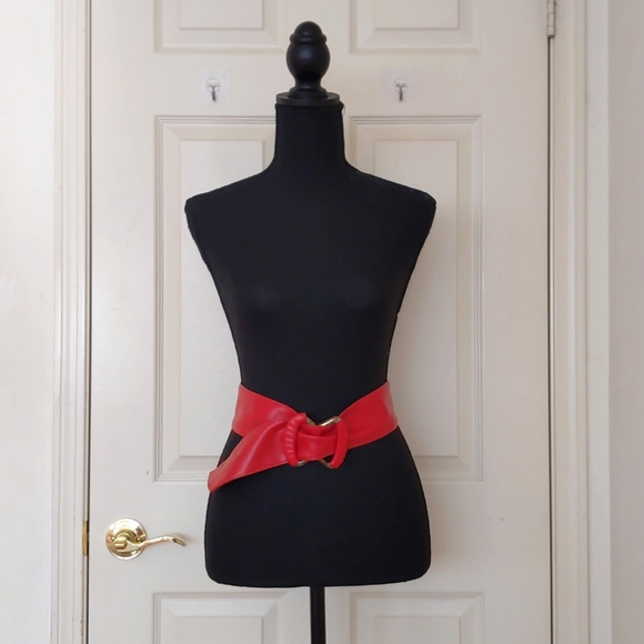 Vintage Red Leather Belt with with Lining and Brass Buckle. - Picture 1 of 5